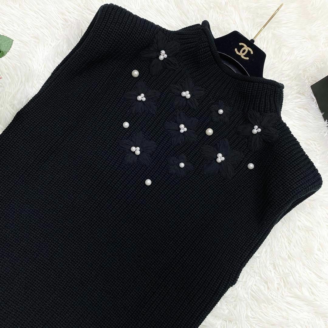 René(ルネ)の極美品✨2021 ルネ パール付きフラワー刺繍 ケーブルニット ブラック 36M レディースのトップス(ニット/セーター)の商品写真