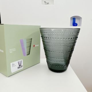 iittala - 新品 iittala カステへルミ フラワーベース グレー  花瓶 イッタラ