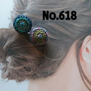 618 マルチカラーのニットくるみボタンヘアゴム2個セット(ヘアアクセサリー)