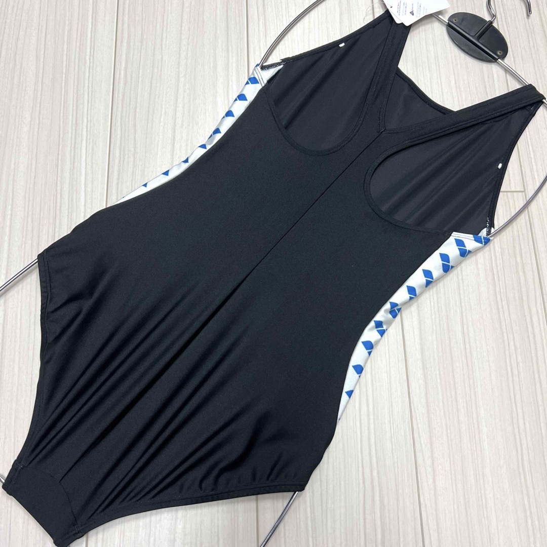 arena(アリーナ)のarena　アリーナ　女性用水着　ブラック×ターコイズブルー　Oサイズ　新品 レディースの水着/浴衣(水着)の商品写真