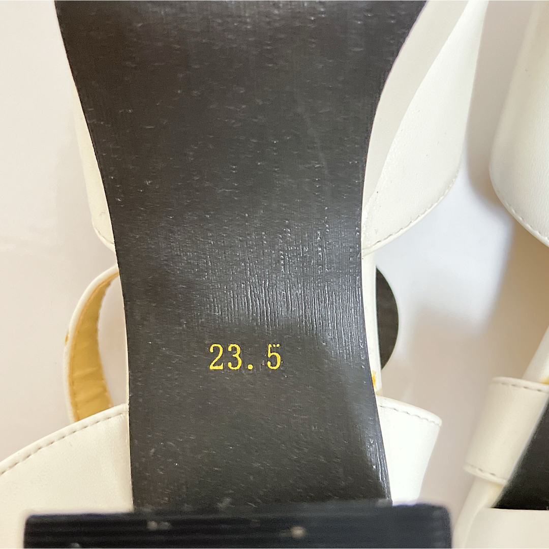 GRL(グレイル)の【セット売り】GRL サンダル　ホワイト×ブラック　2色セット レディースの靴/シューズ(サンダル)の商品写真