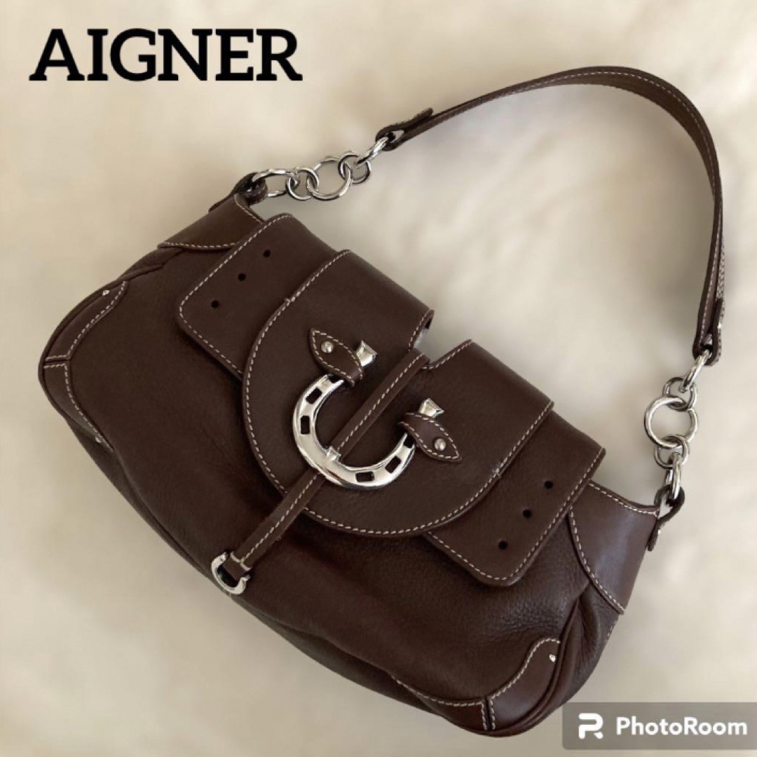 AIGNER(アイグナー)のアイグナー　馬蹄デザイン　ワンハンドル　アクセサリーポーチ　ショルダーバッグ レディースのバッグ(ショルダーバッグ)の商品写真