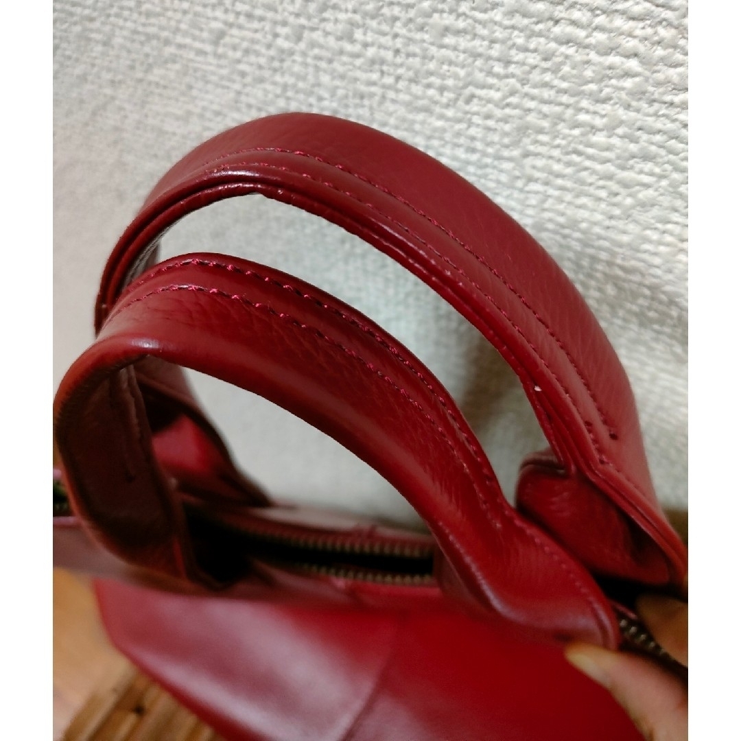 Leaves　リーブス　日本製　本皮　天然皮革　伸縮　ブリーフィングバックな メンズのバッグ(ビジネスバッグ)の商品写真