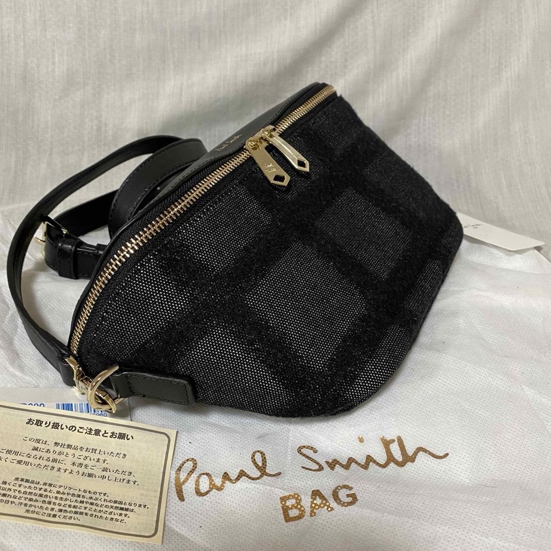 Paul Smith(ポールスミス)の新品 本物 正規品 ポールスミス レザー ボディバッグ ショルダーバッグ 黒 レディースのバッグ(ボディバッグ/ウエストポーチ)の商品写真