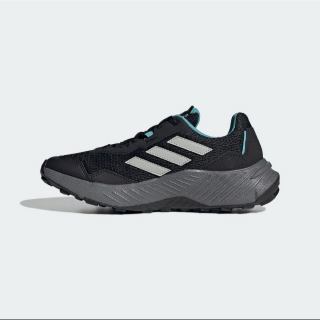 adidas(アディダス)の送料無料 新品 adidas TRACEFINDER TRAIL RUNNING スポーツ/アウトドアのランニング(シューズ)の商品写真