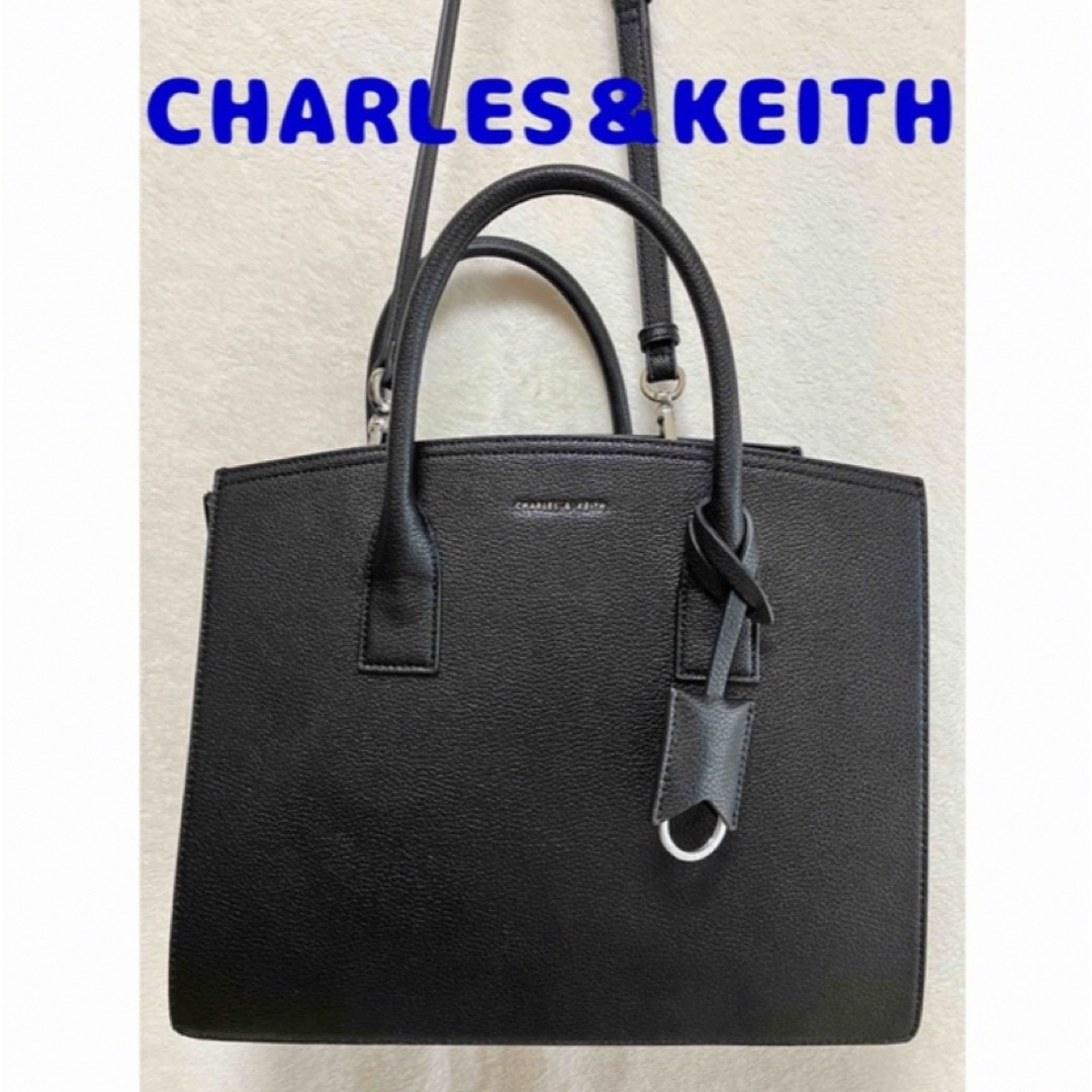 Charles and Keith(チャールズアンドキース)のCHARLES＆KEITH  2way ショルダーバック ブラック レディースのバッグ(トートバッグ)の商品写真