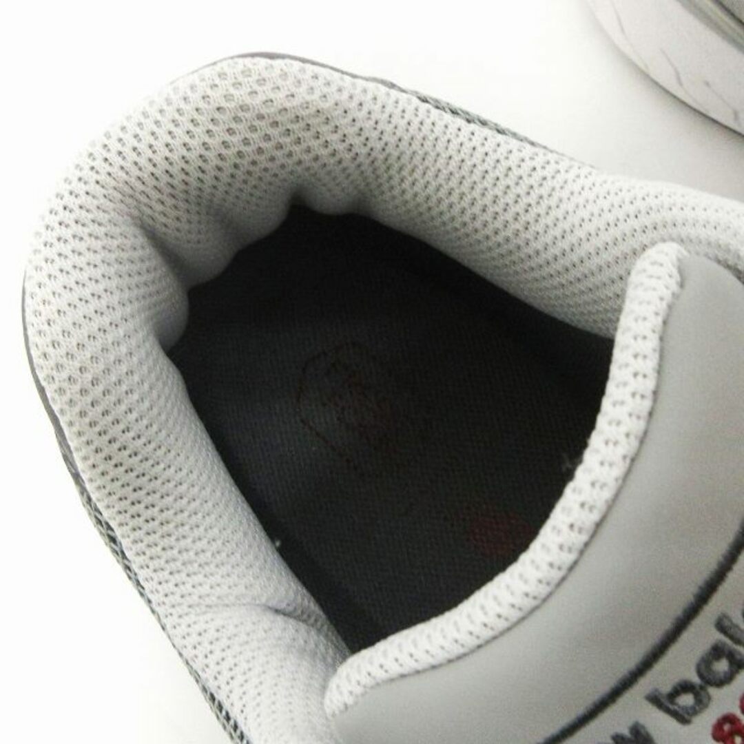 New Balance(ニューバランス)のニューバランス MW880CG6 ウォーキングシューズ グレー 25.5cm メンズの靴/シューズ(スニーカー)の商品写真
