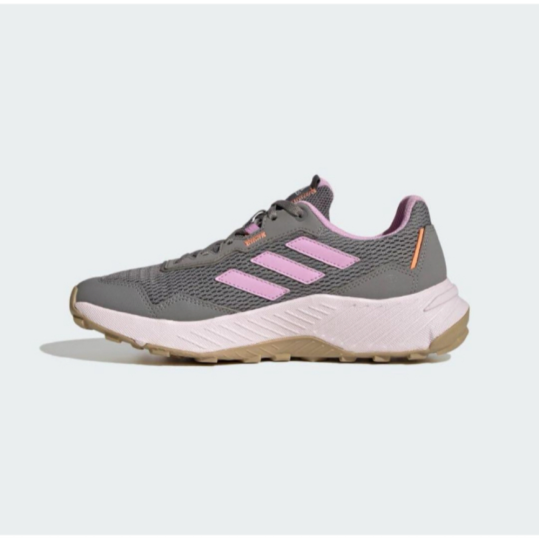 adidas(アディダス)の送料無料 新品 adidas TRACEFINDER TRAIL RUNNING スポーツ/アウトドアのランニング(シューズ)の商品写真