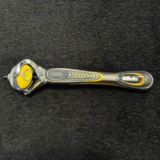 ジレット(Gillette)のジレット フュージョン イエロー 本体のみ(カミソリ)