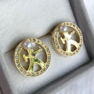 フェイクパール　ピアス(ピアス)