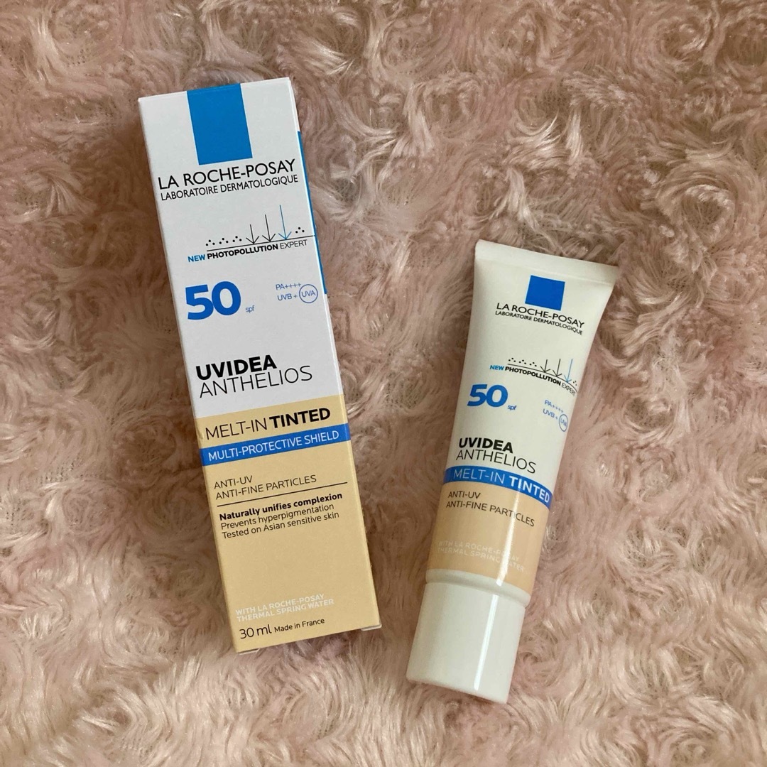 LA ROCHE-POSAY(ラロッシュポゼ)の【新品・匿名配送】LA ROCHE-POSAY UVイデア XL 30ml 人気 コスメ/美容のベースメイク/化粧品(化粧下地)の商品写真