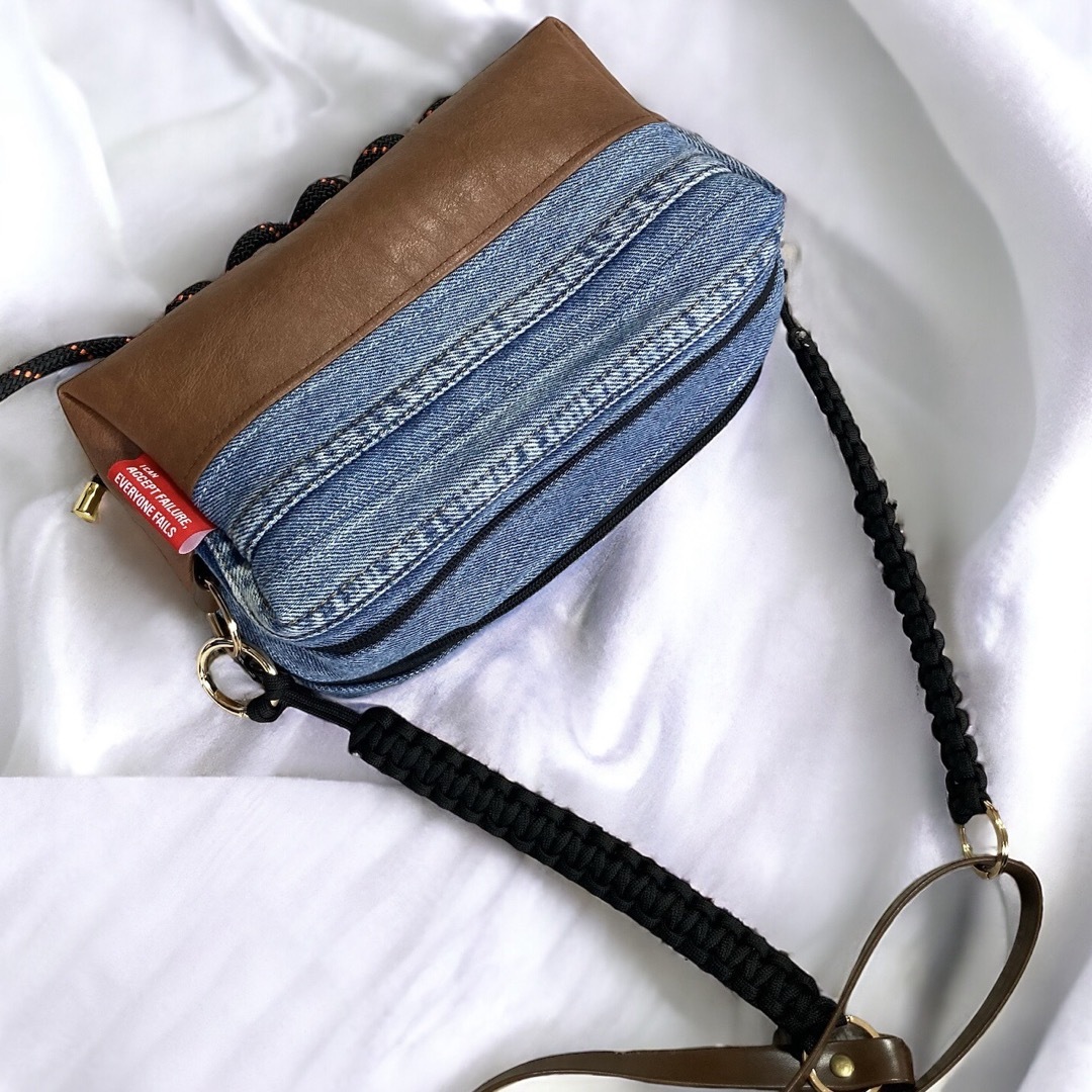 denim × brown／divider square bag ハンドメイドのファッション小物(バッグ)の商品写真