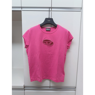 ディーゼル(DIESEL)の【新品未使用】DIESEL ディーゼル　くり抜きロゴTシャツ  XL ピンク(Tシャツ(半袖/袖なし))