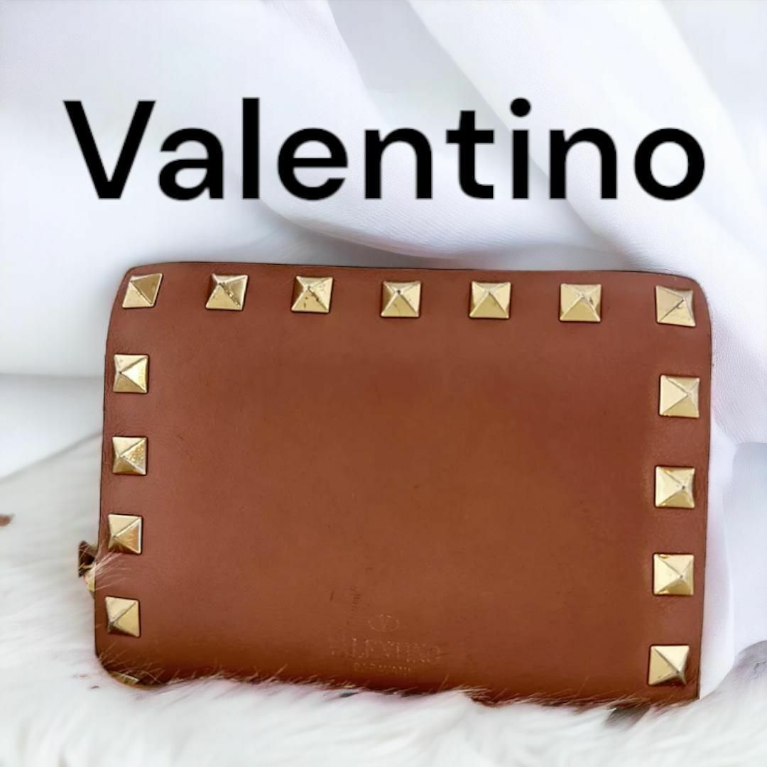 VALENTINO(ヴァレンティノ)のValentino ヴァレンティノ ロックスタッズ コンパクトウォレット 二つ折 レディースのファッション小物(財布)の商品写真