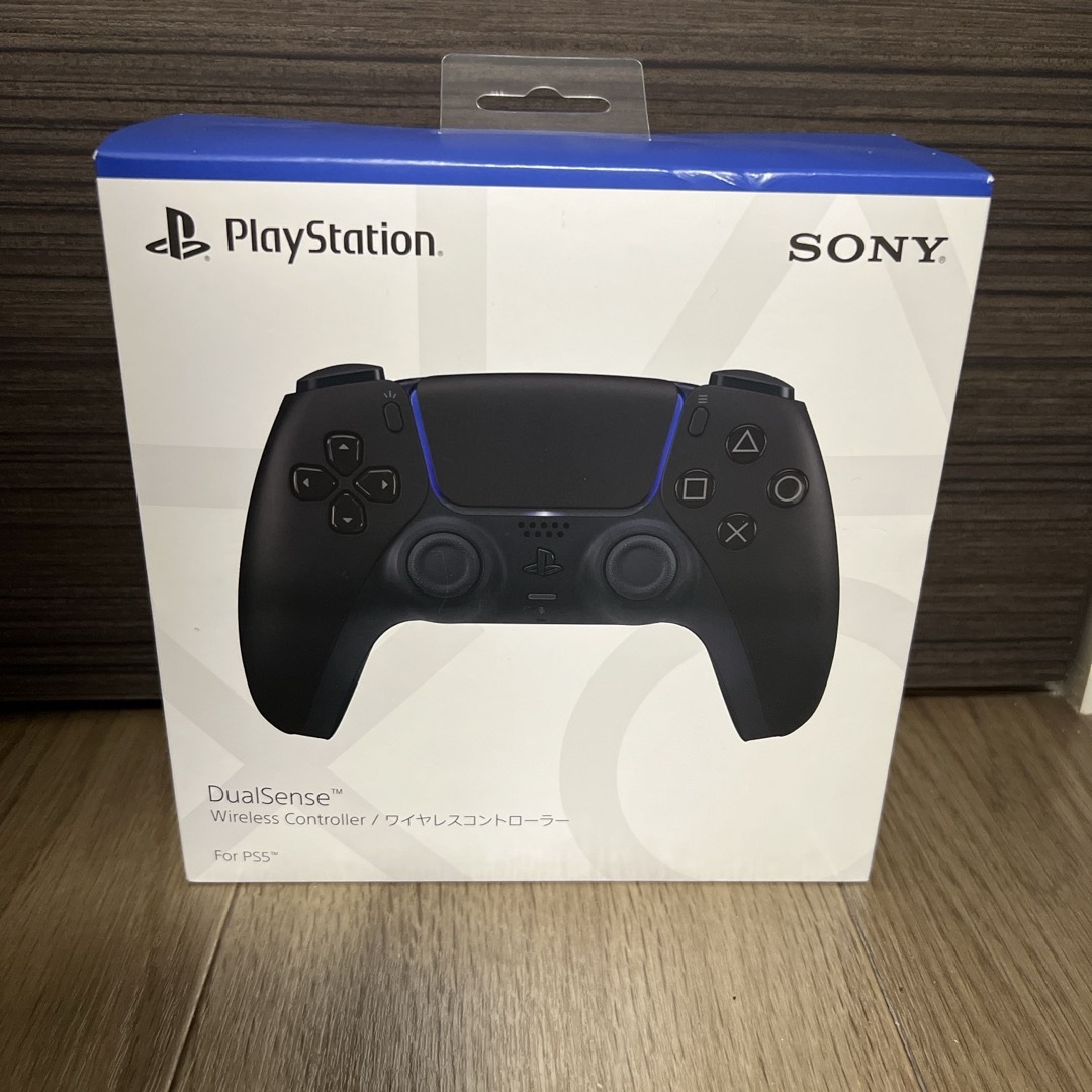 SONY(ソニー)の【新品・未使用】プレイステーション5 純正 ワイヤレス コントローラー ブラック エンタメ/ホビーのゲームソフト/ゲーム機本体(その他)の商品写真