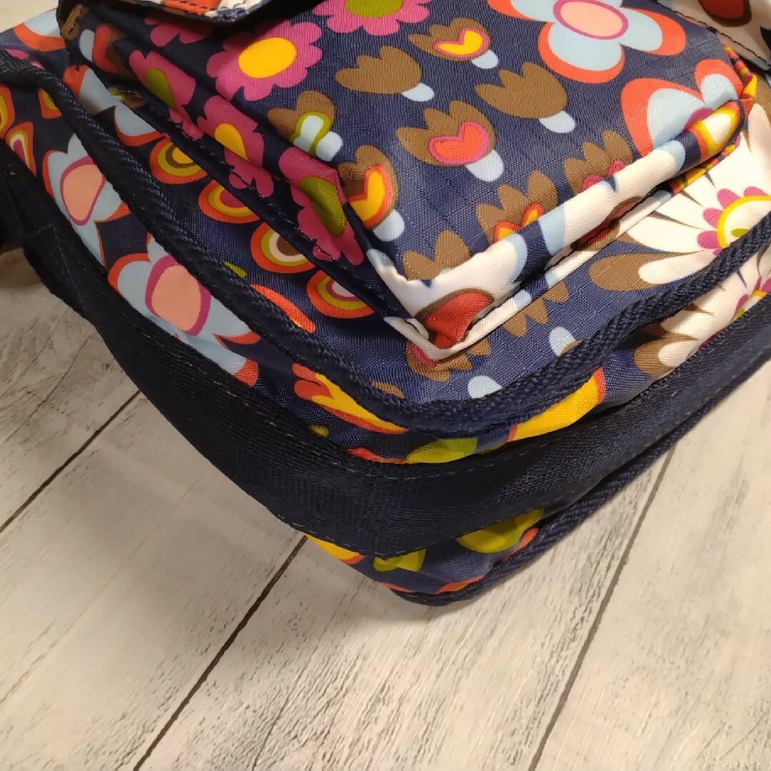 LeSportsac(レスポートサック)のLeSportsac　レスポートサック　カーゴカメラ レディースのバッグ(ショルダーバッグ)の商品写真