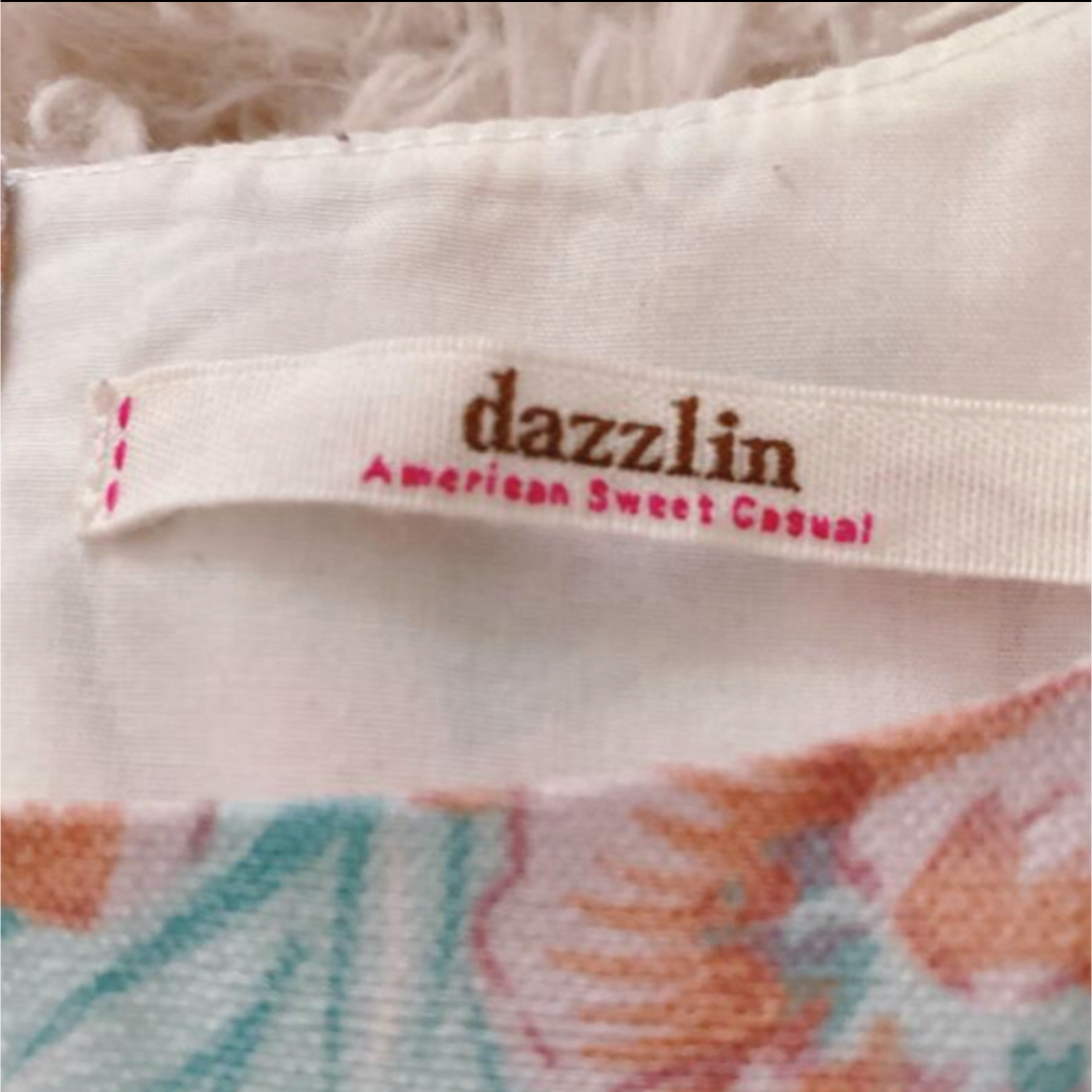 dazzlin(ダズリン)のdazzlin花柄ワンピース レディースのワンピース(ひざ丈ワンピース)の商品写真