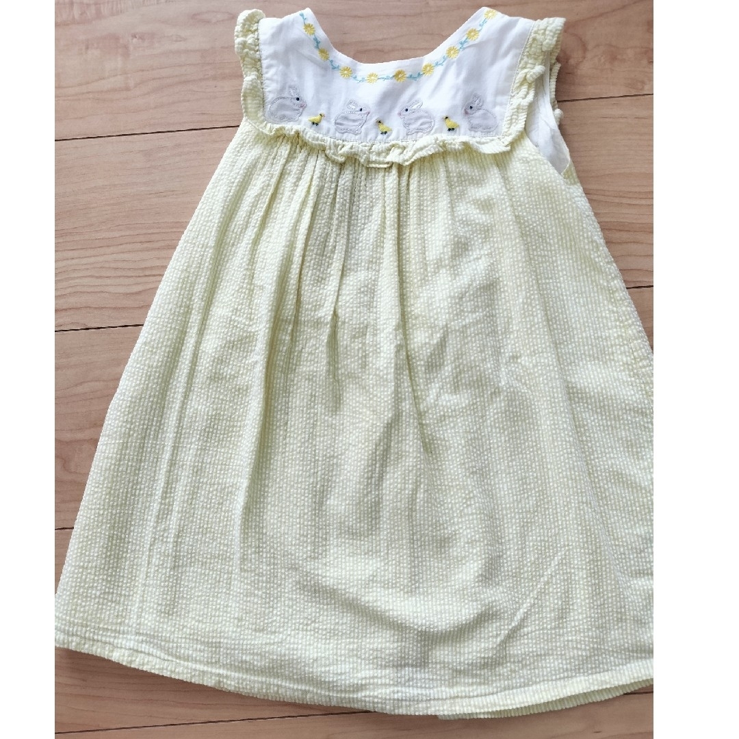 Boden(ボーデン)のBaby  Boden うさぎ刺繍ワンピース　2〜3歳 キッズ/ベビー/マタニティのキッズ服女の子用(90cm~)(ワンピース)の商品写真