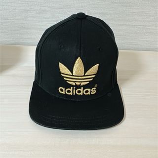 Originals（adidas） - adidas☆ロゴキャップ☆黒×ゴールド