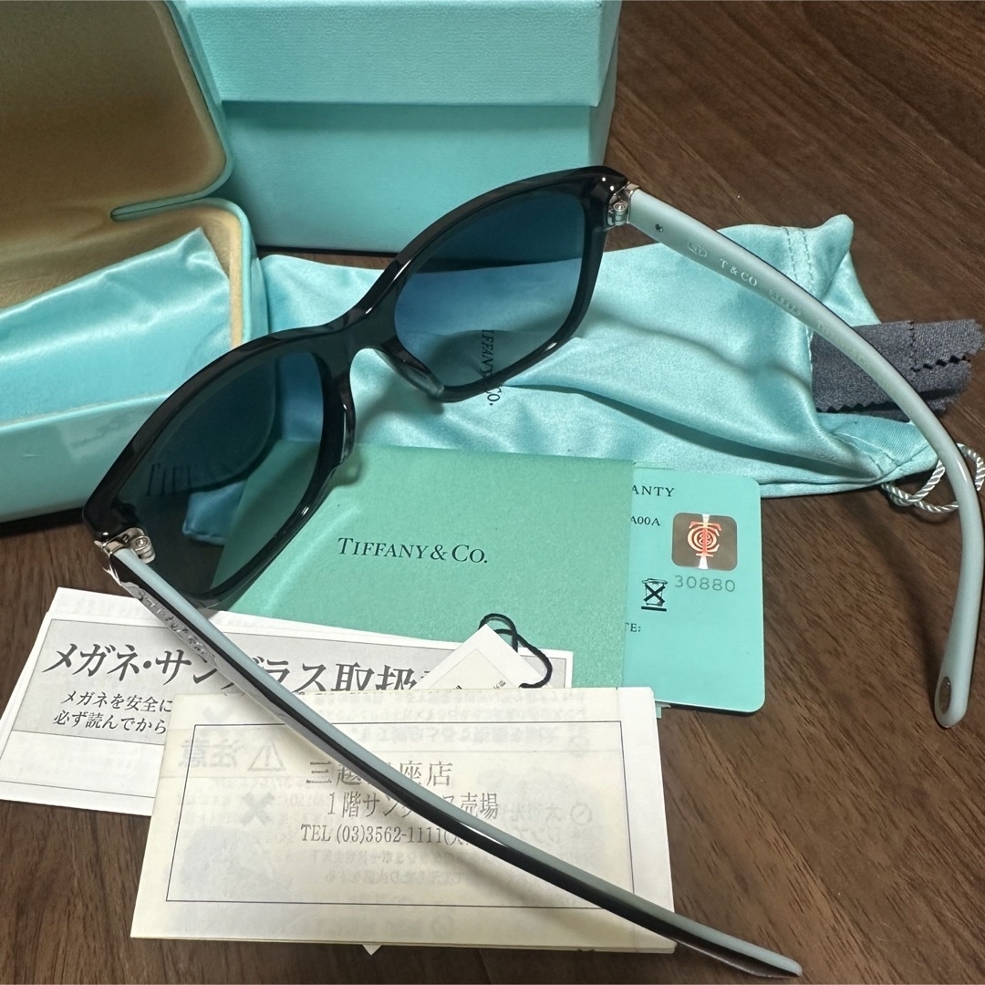 Tiffany & Co.(ティファニー)のTiffany ティファニー　サングラス　レディース レディースのファッション小物(サングラス/メガネ)の商品写真