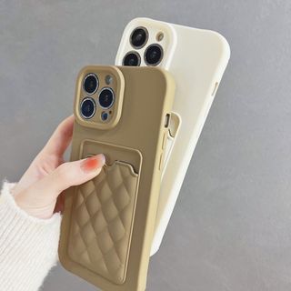 【売れ筋商品】iPhone15　ケース　茶色　シンプル　カード　カーキ　くすみ