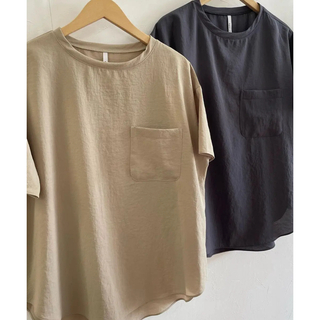 ディニテコリエ(Dignite collier)の新品未使用　ディニテコリエ　 大人Tシャツ(Tシャツ(半袖/袖なし))