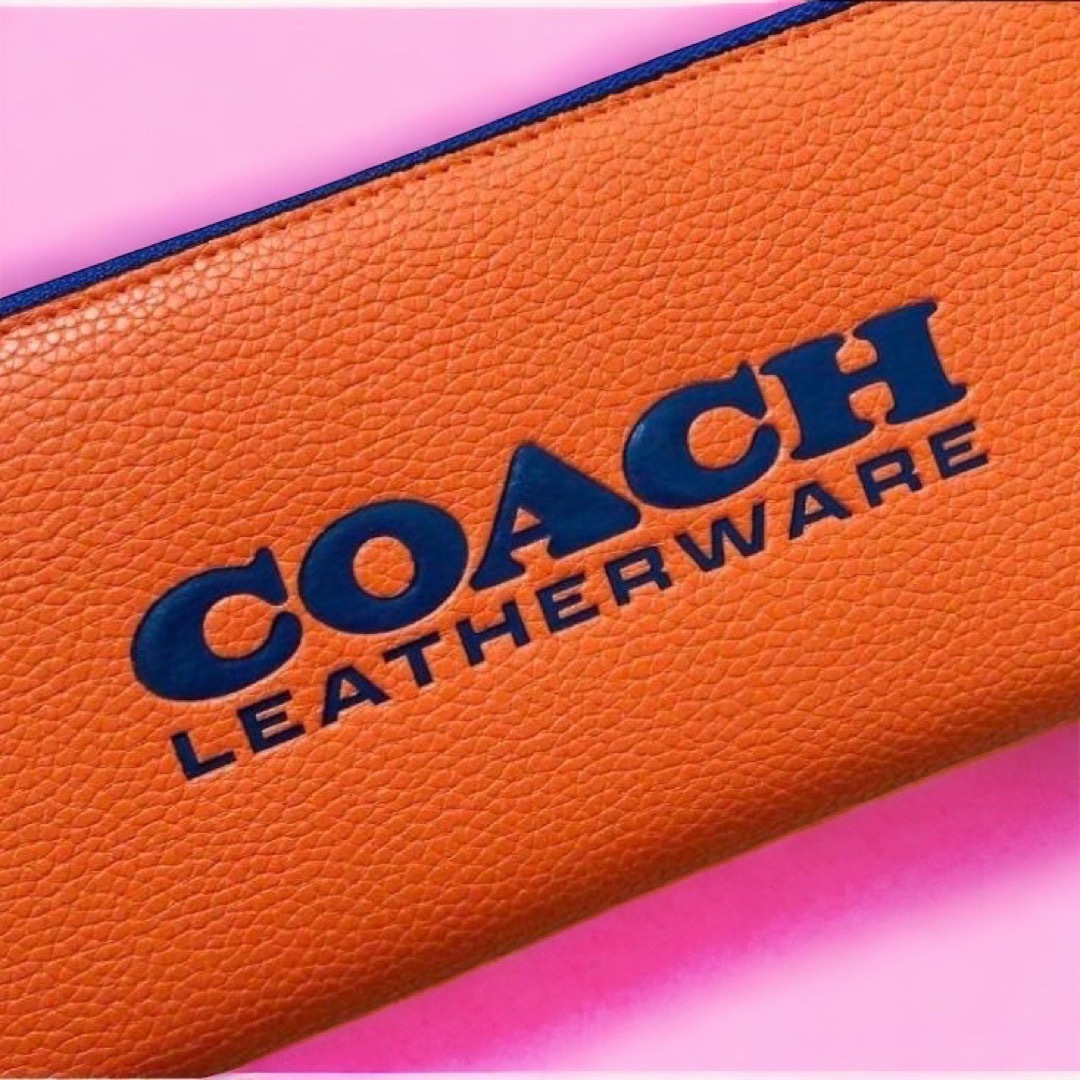 COACH(コーチ)の【新品未使用】　COACH 　 長財布　レザー ロングジップ　オレンジ　ロゴ レディースのファッション小物(財布)の商品写真
