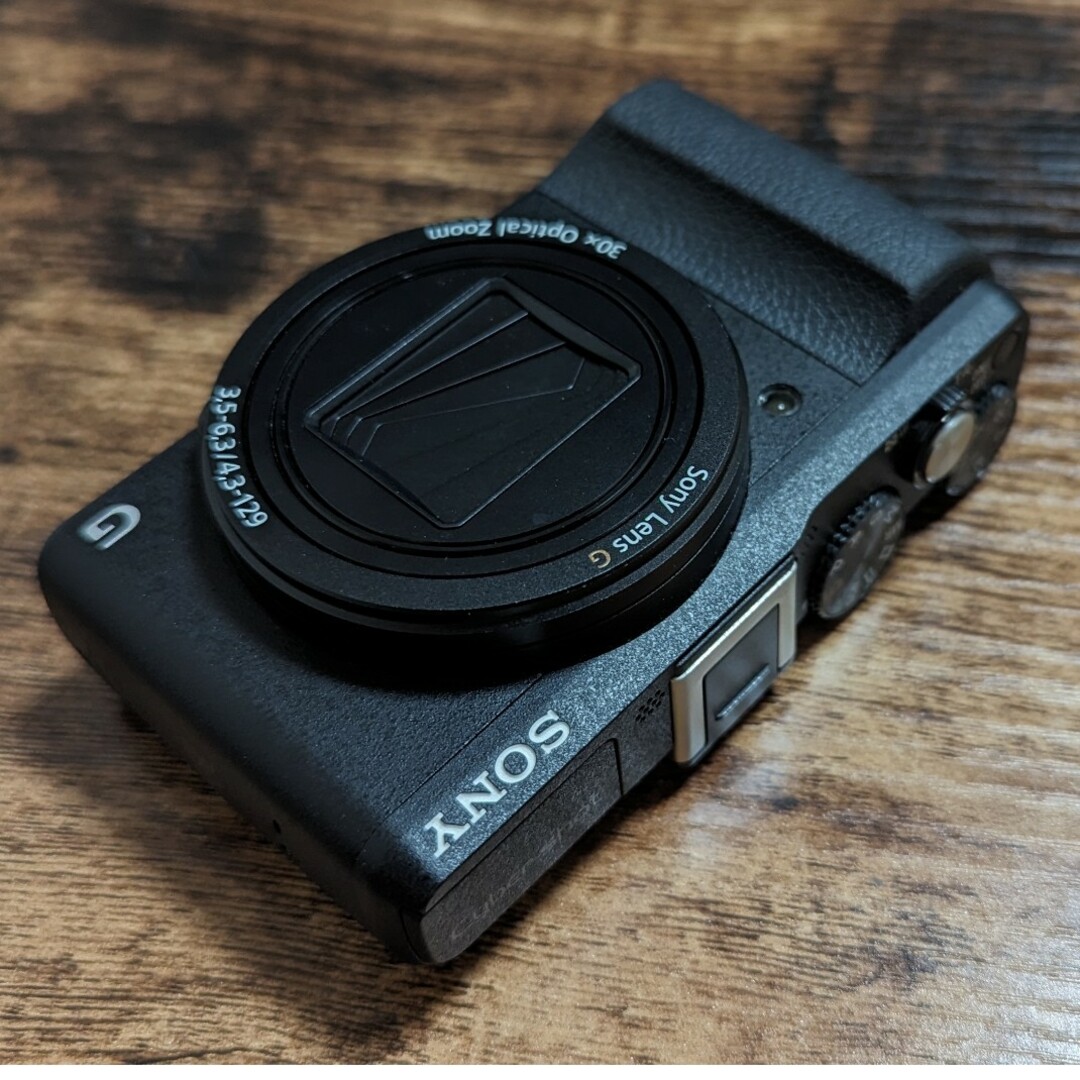 SONY(ソニー)の中古品 SONY デジタルカメラ DSC-HX60V カバー,SDカード付 スマホ/家電/カメラのカメラ(コンパクトデジタルカメラ)の商品写真