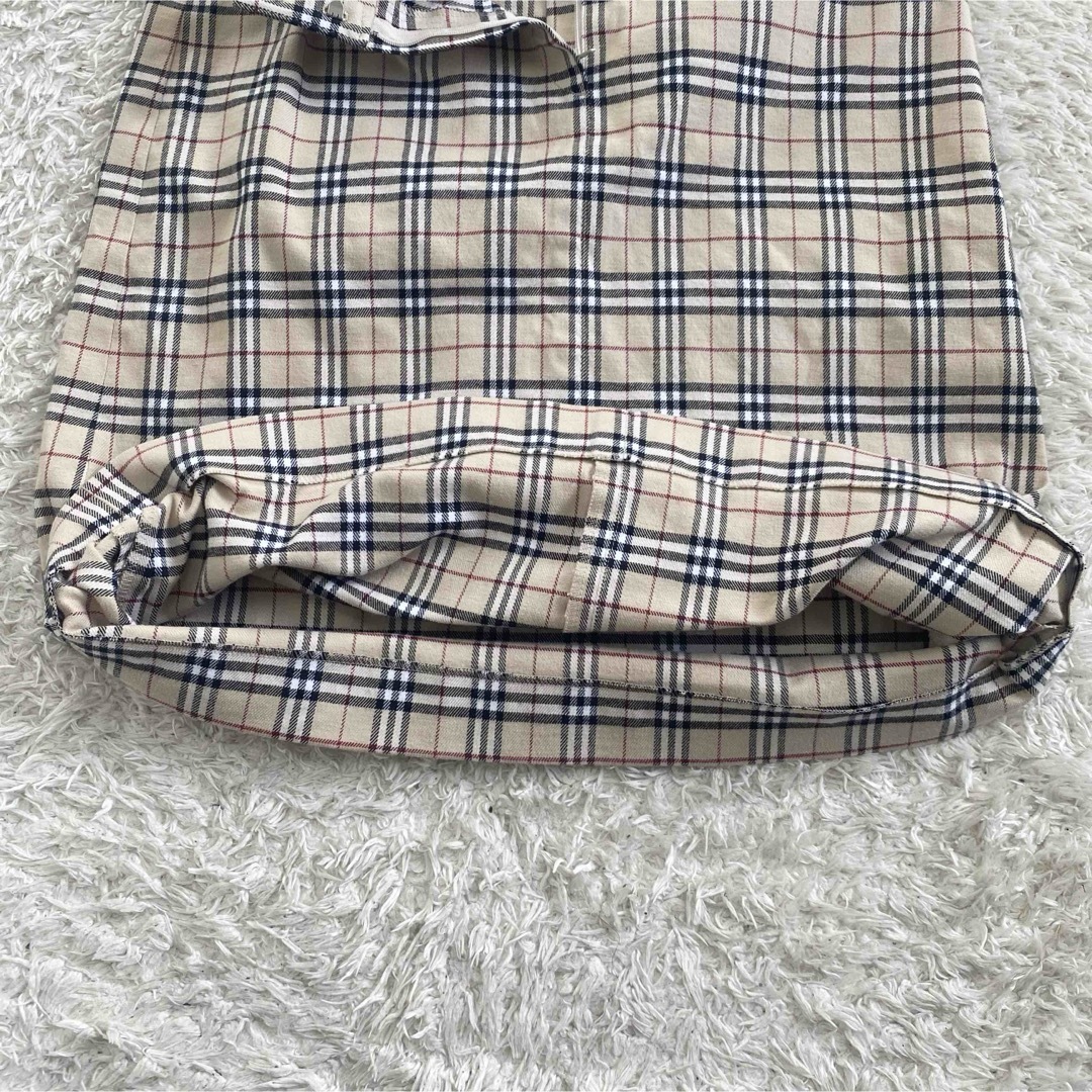 BURBERRY BLUE LABEL(バーバリーブルーレーベル)の【廃盤品】BURBERRY BLUE LABEL スカート　台形　ノバチェック レディースのスカート(ひざ丈スカート)の商品写真