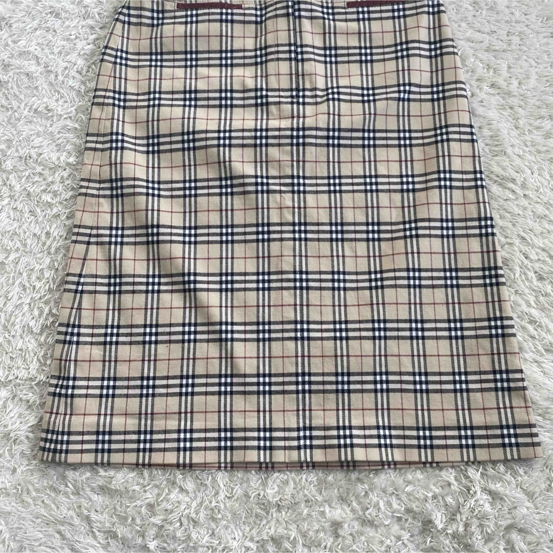 BURBERRY BLUE LABEL(バーバリーブルーレーベル)の【廃盤品】BURBERRY BLUE LABEL スカート　台形　ノバチェック レディースのスカート(ひざ丈スカート)の商品写真