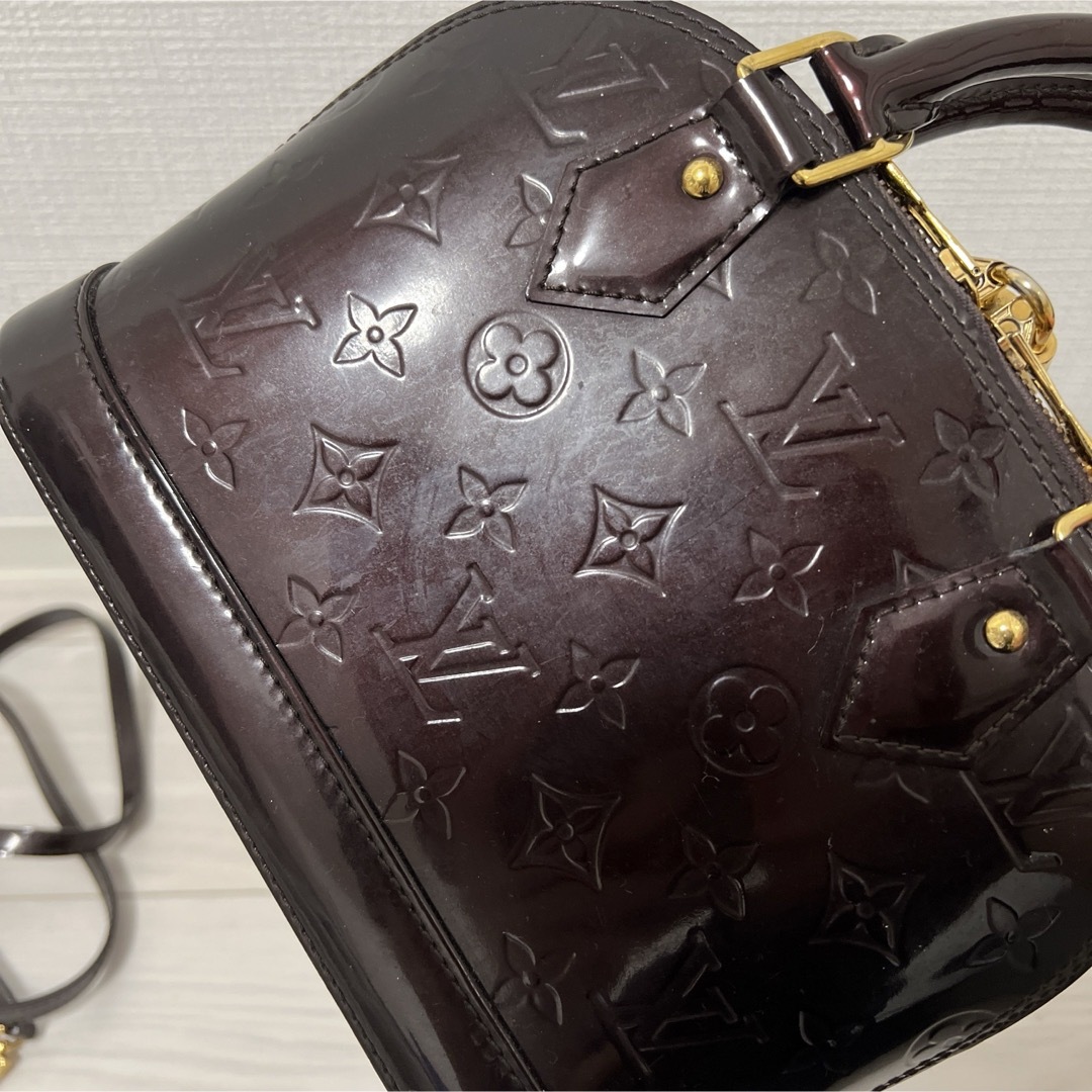 LOUIS VUITTON(ルイヴィトン)のルイヴィトン アルマbb ヴェルニ レディースのバッグ(ハンドバッグ)の商品写真