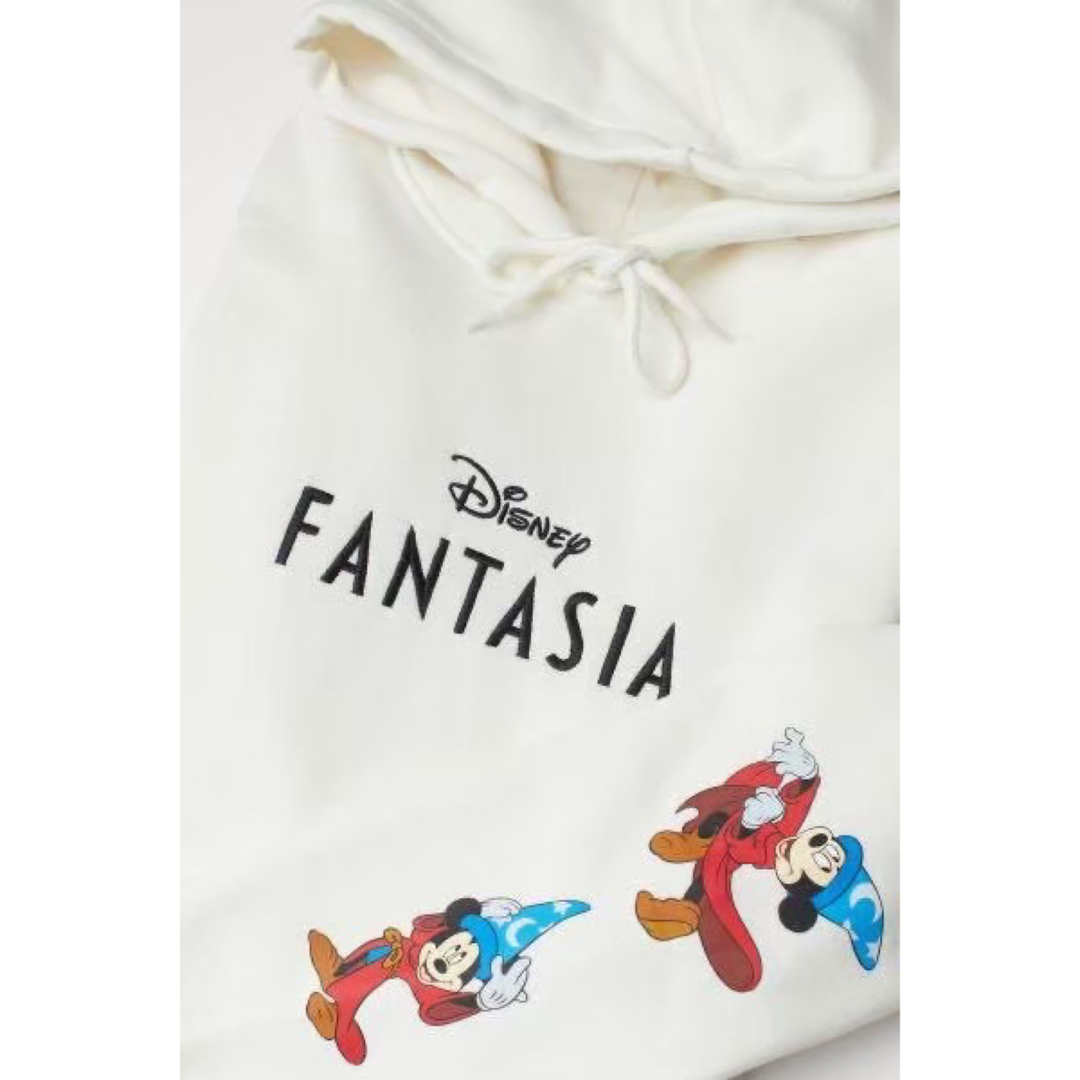 H&M(エイチアンドエム)の新品 DISNEY ディズニー ファンタジア ミッキー ミニー パーカー 古着 メンズのトップス(パーカー)の商品写真