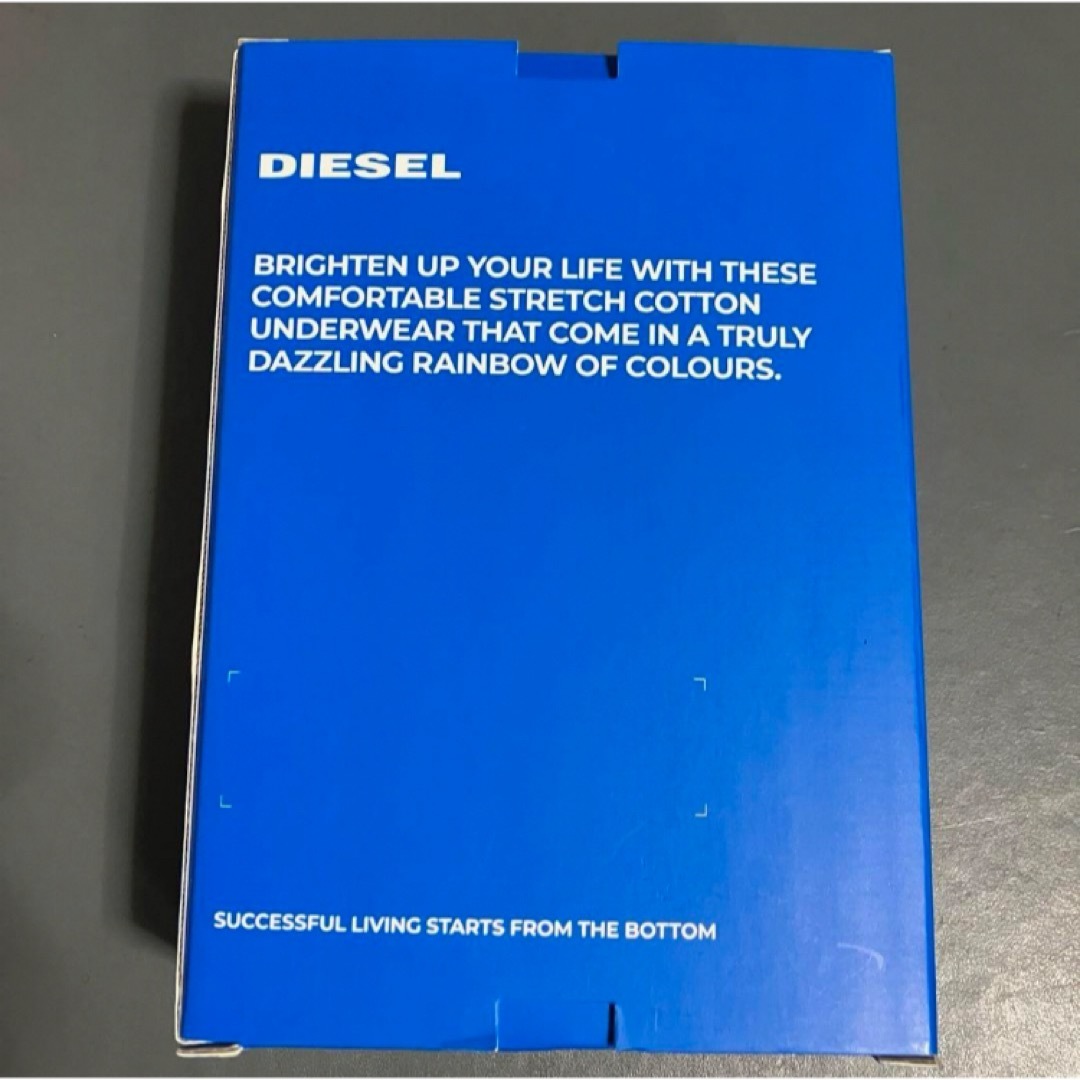 DIESEL(ディーゼル)の新品未開封　DIESEL (ディーゼル) メンズ 無地ボクサーパンツ M 3枚組 メンズのアンダーウェア(ボクサーパンツ)の商品写真