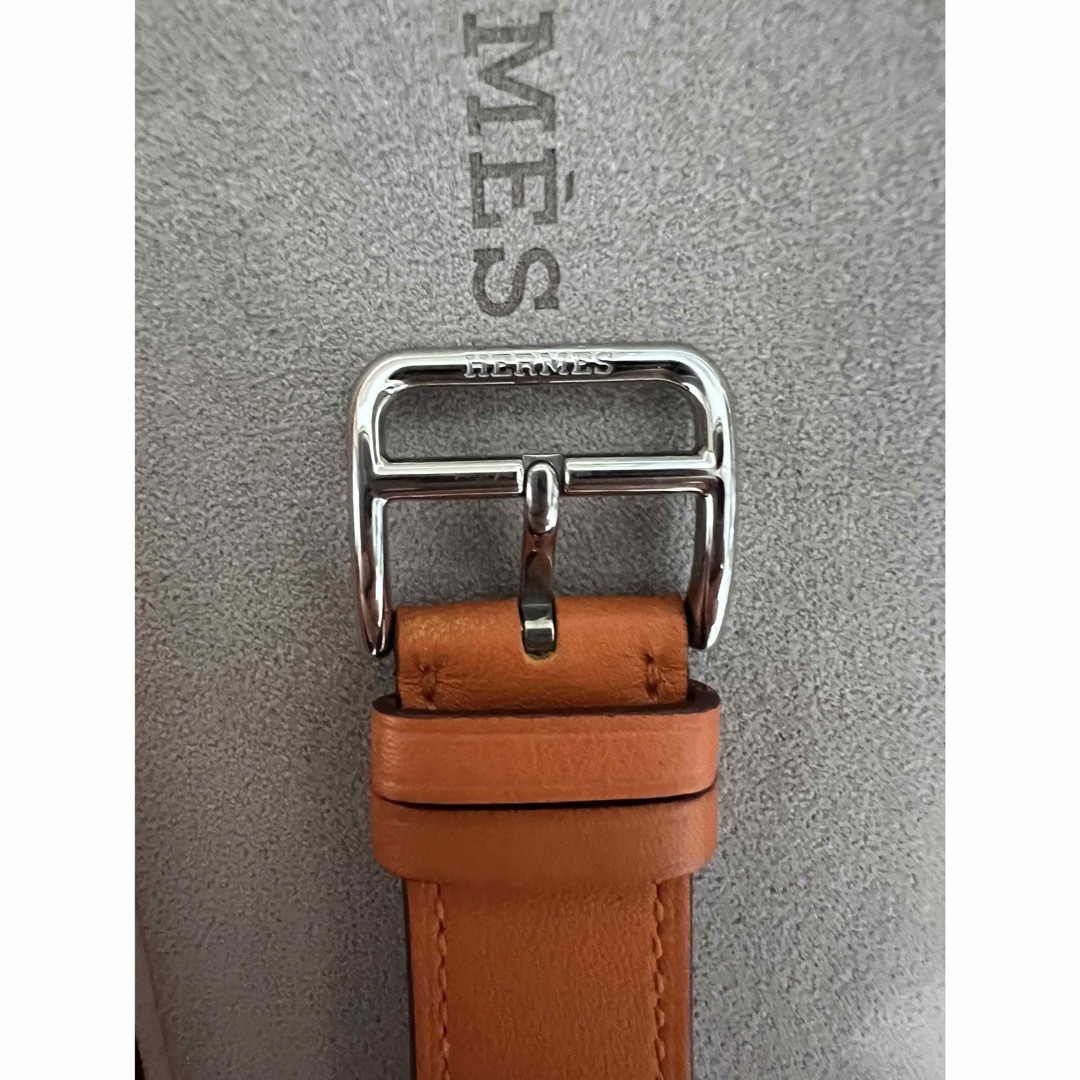 Hermes(エルメス)のApple Watch HERMESレザーバンド オレンジ レディースのファッション小物(腕時計)の商品写真