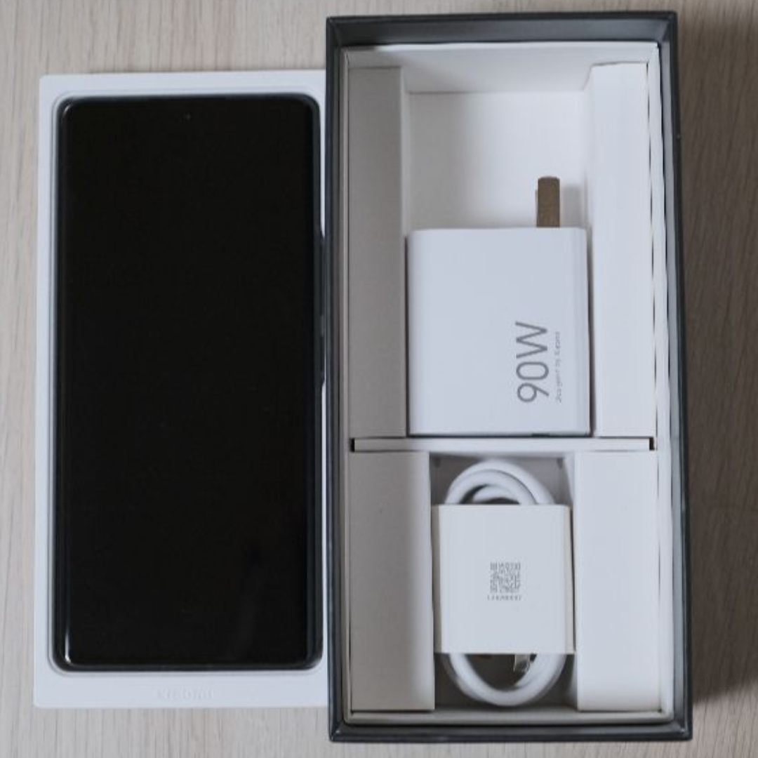 Xiaomi 13 Ultra 12GB/256GB ブラック 中国版 Xiaomi 13 Ultra 12GB/256GB ブラック 中国版