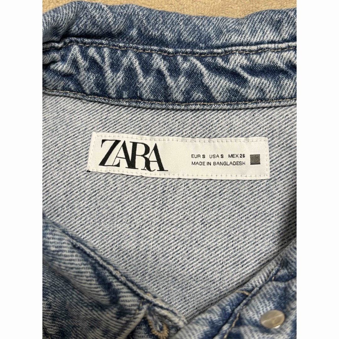 ZARA(ザラ)の5/12まで出品［新品未使用品］ZARA デニムジャケット レディースのジャケット/アウター(Gジャン/デニムジャケット)の商品写真