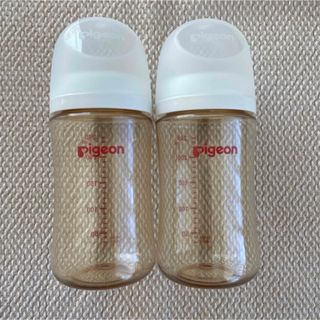 ピジョン(Pigeon)のピジョン 母乳実感 プラスチック 哺乳瓶 240ml(哺乳ビン)