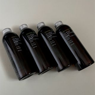 ムジルシリョウヒン(MUJI (無印良品))の無印良品フレグランスオイル ウッディ180ml(アロマオイル)