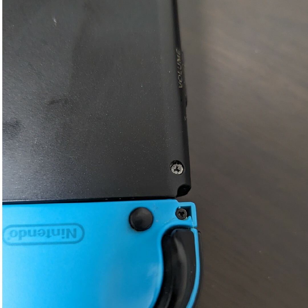 Nintendo Switch(ニンテンドースイッチ)のNintendo Switch+おまけ(追加ジョイコン、ケース、128G SD) エンタメ/ホビーのゲームソフト/ゲーム機本体(家庭用ゲーム機本体)の商品写真