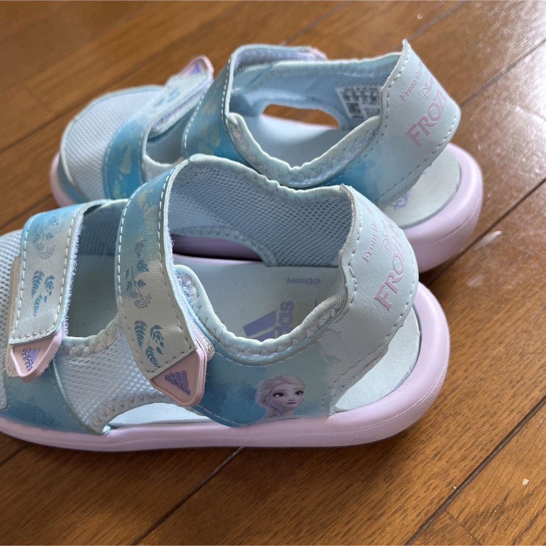 adidas(アディダス)のアディダス　ディズニーアナ雪　19cm キッズ/ベビー/マタニティのキッズ靴/シューズ(15cm~)(サンダル)の商品写真