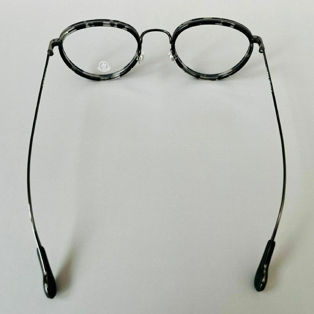 MONCLER(モンクレール)のモンクレール メンズ レディース グレー オーバル ガンメタ ブラック 黒 レディースのファッション小物(サングラス/メガネ)の商品写真