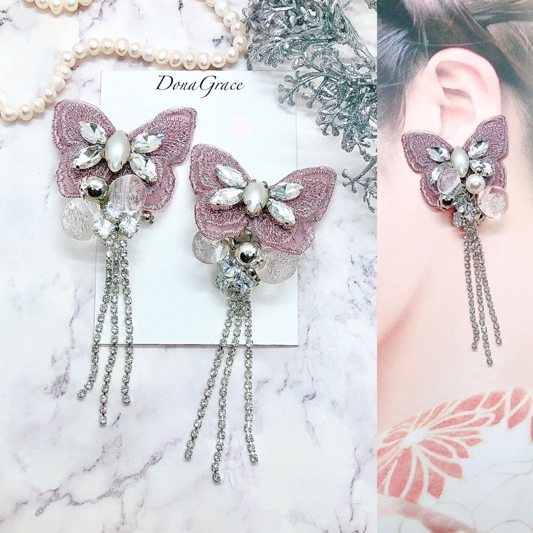 No.183* ピンク刺繍蝶々🦋チャーム　ビジュー　ラインストーン ハンドメイドのアクセサリー(ピアス)の商品写真