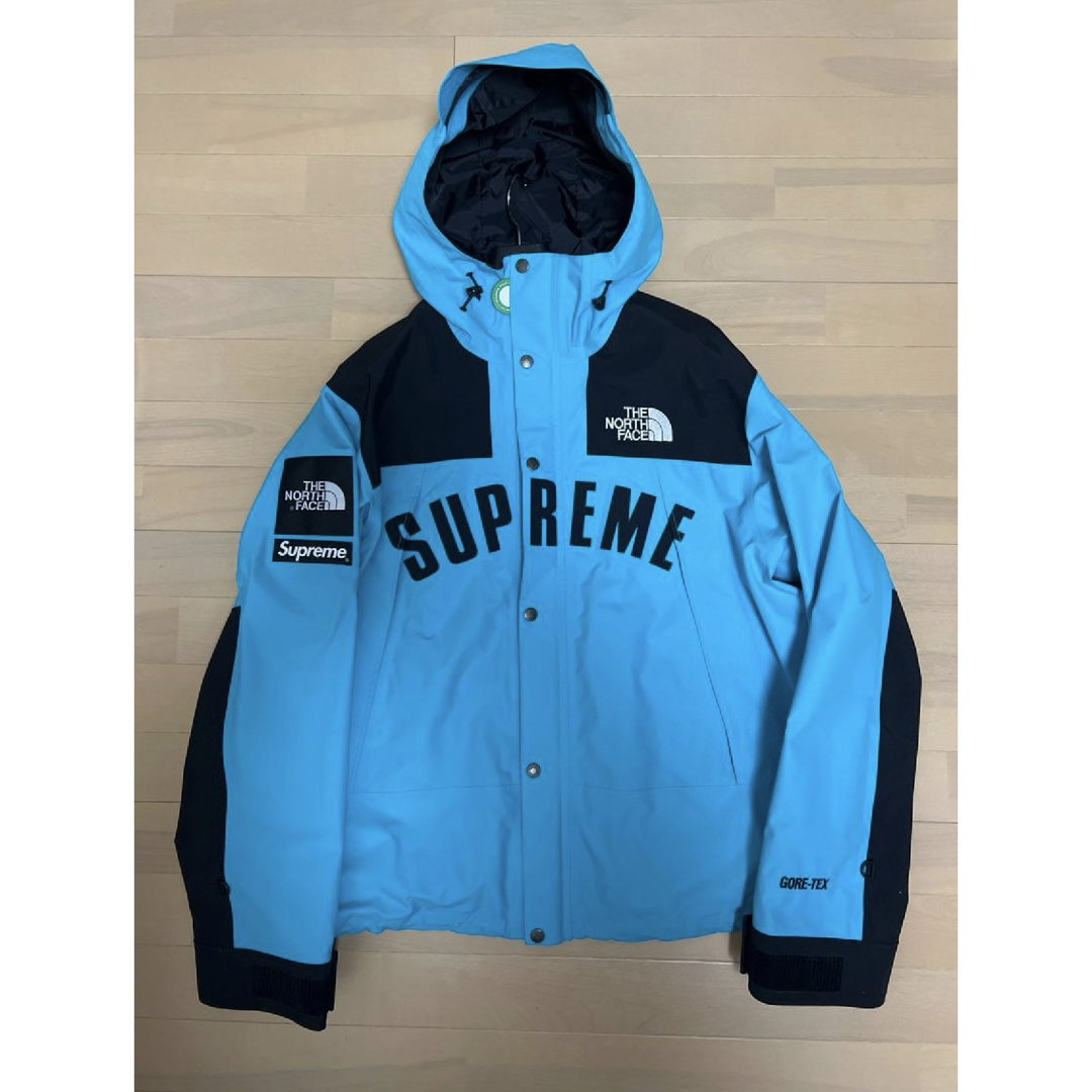 Supreme(シュプリーム)のSupreme×The North Face Arc Logo ジャケット　XL メンズのジャケット/アウター(マウンテンパーカー)の商品写真