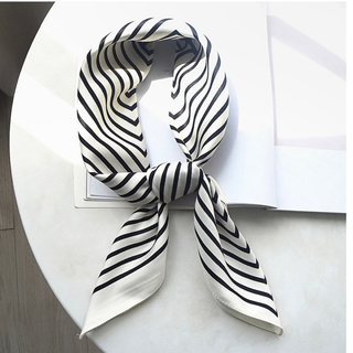 スカーフ ヘアアクセサリー バッグ スカーフリング 黒 ストライプ 大判 紫外線(バンダナ/スカーフ)