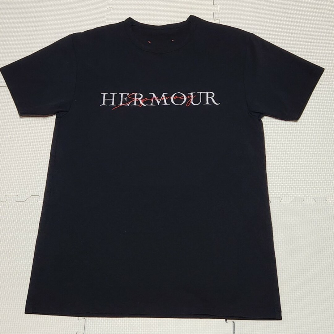 HERMOUR エムール 刺繍ロゴ 半袖Tシャツ メンズのトップス(Tシャツ/カットソー(半袖/袖なし))の商品写真