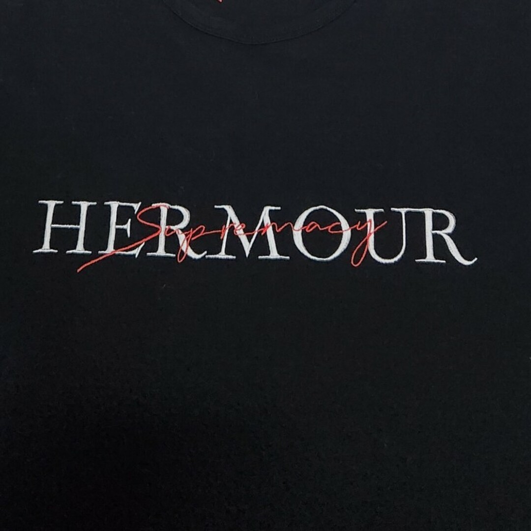 HERMOUR エムール 刺繍ロゴ 半袖Tシャツ メンズのトップス(Tシャツ/カットソー(半袖/袖なし))の商品写真