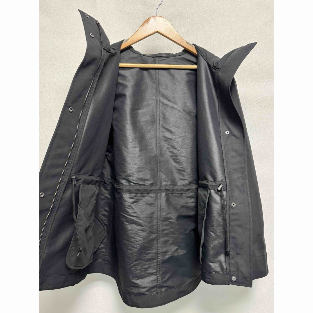 UNIQLO(ユニクロ)のユニクロ　ユーティリティパーカ　XSサイズ　ブラック レディースのジャケット/アウター(ブルゾン)の商品写真