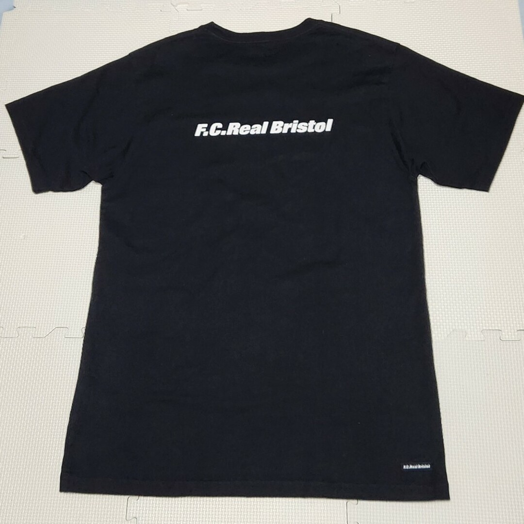 F.C.R.B.(エフシーアールビー)のF.C.R.B バックロゴプリント 半袖Tシャツ メンズのトップス(Tシャツ/カットソー(半袖/袖なし))の商品写真