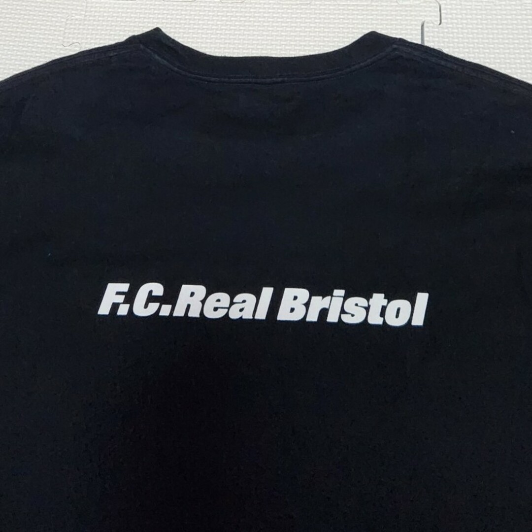 F.C.R.B.(エフシーアールビー)のF.C.R.B バックロゴプリント 半袖Tシャツ メンズのトップス(Tシャツ/カットソー(半袖/袖なし))の商品写真