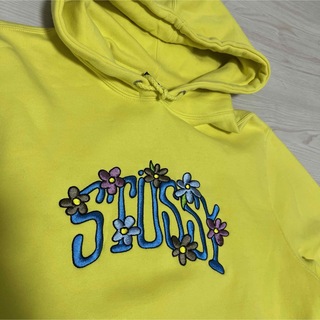 STUSSY - 【絶版モデル】ステューシー☆花柄刺繍ロゴ入りパーカー 人気カラー 入手困難